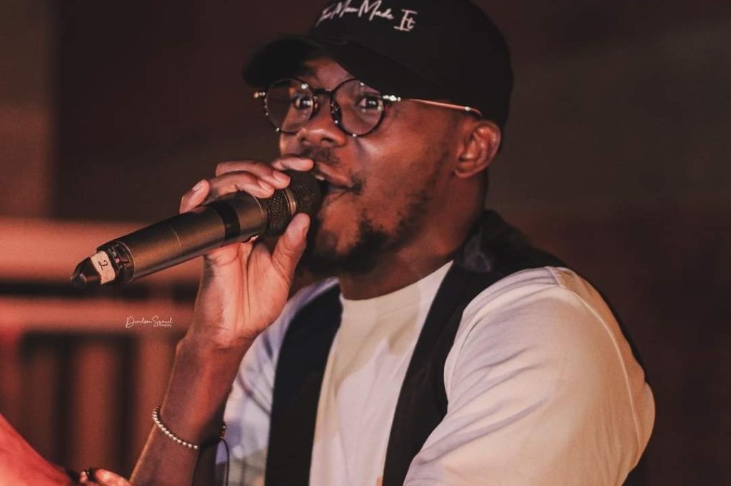 Músico “Anderson Mário” agradece pela recepção calorosa que teve num evento em Windhoek/Namíbia, onde foi convidado para atuar.